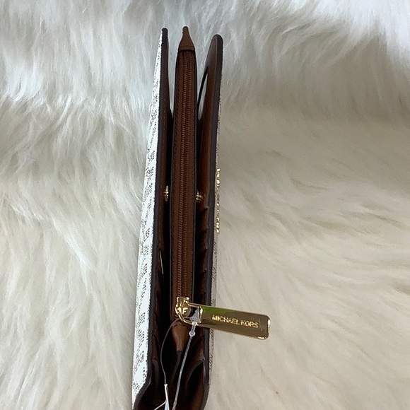 NWT Michael Michael Kors Vanilla Leather Jet Set Large Continental Wallet - Picture 12 of 14